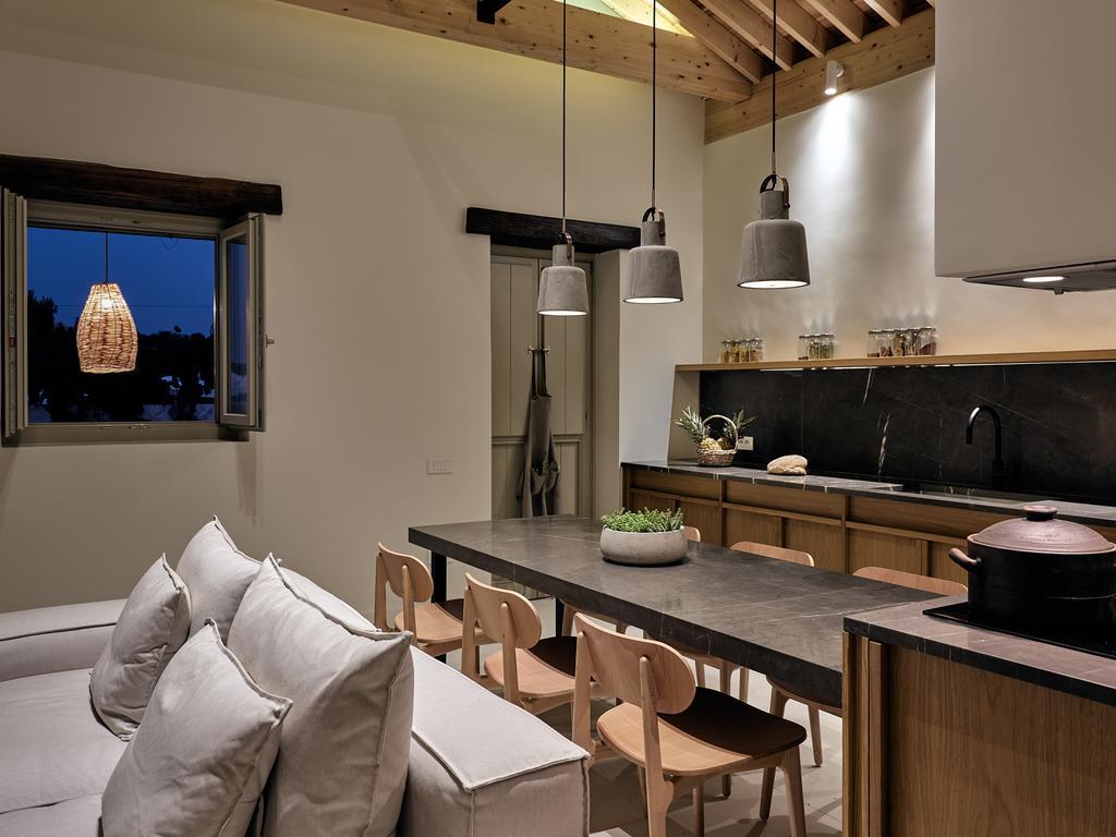 Niova Villa - Seafront, Private Pool And Ionian Sea Views, By Zantewize Alykes  Exterior photo